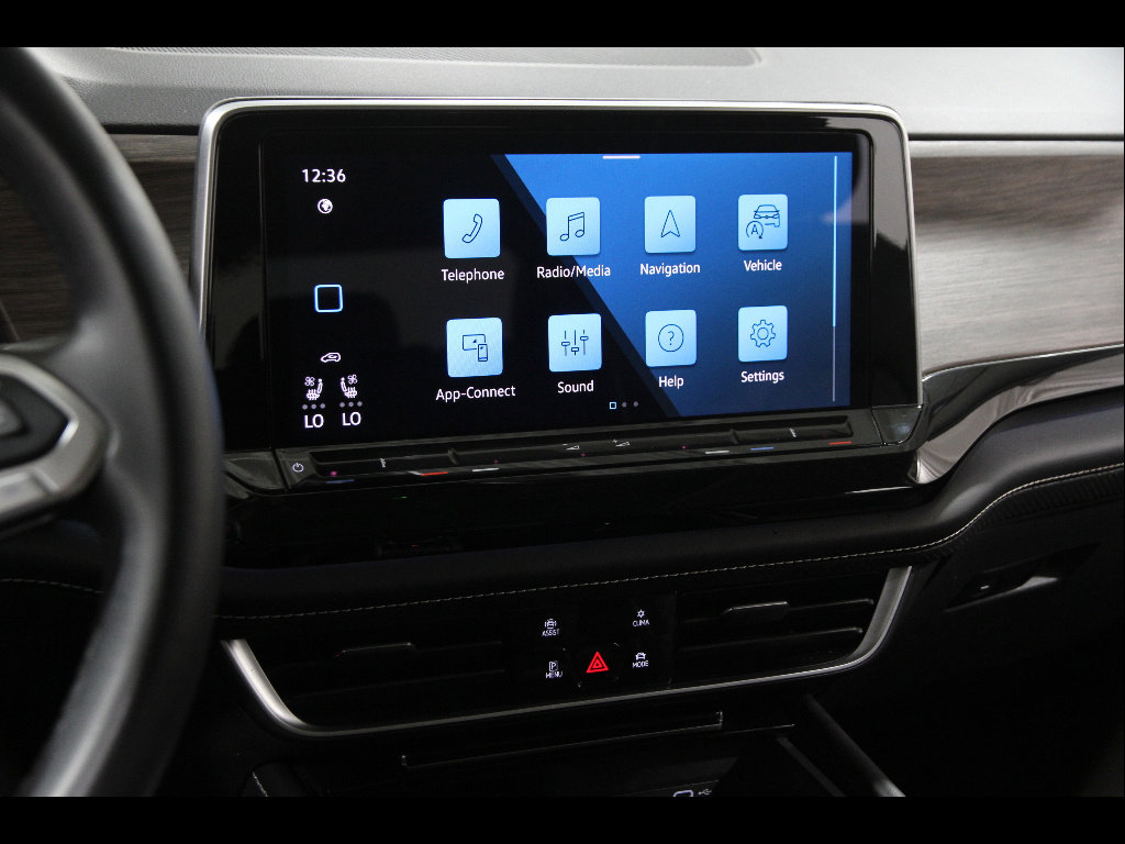 Used 2024 Volkswagen Atlas SEL Premium R-Line image 9