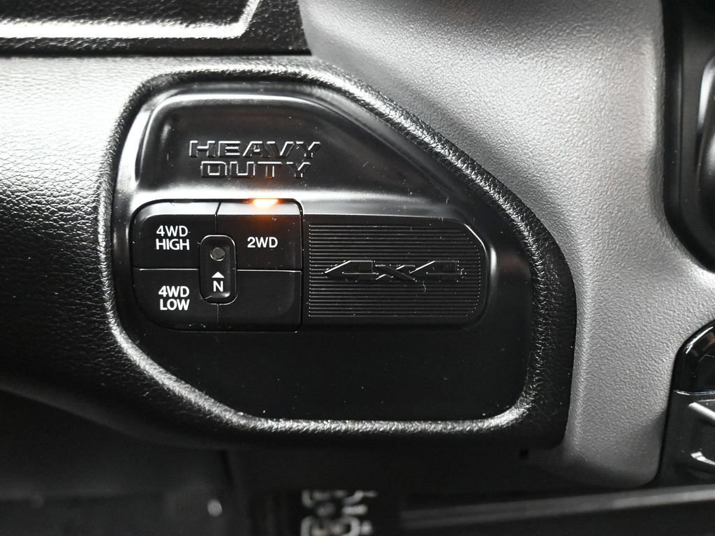 Used 2024 RAM 3500 Big Horn image 27