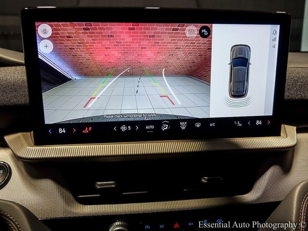 Used 2025 Ford Explorer Active image 21