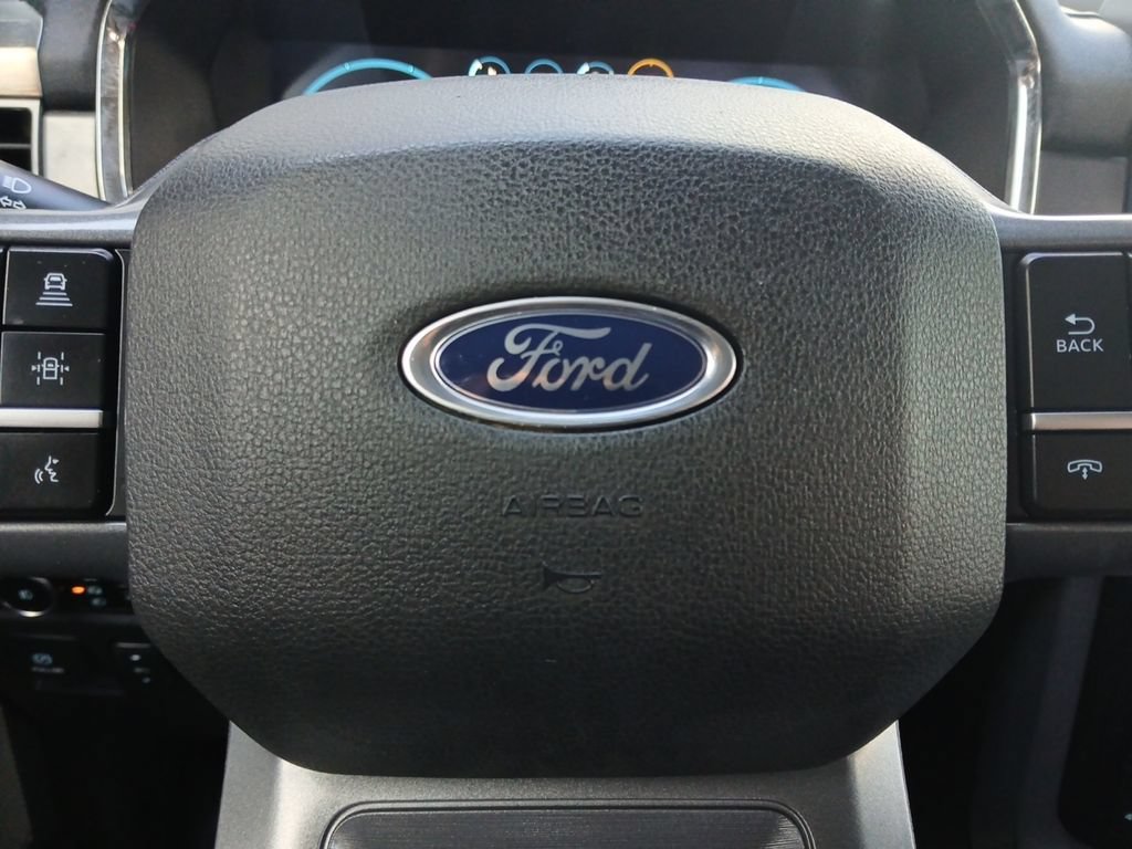 Used 2023 Ford F150 Lariat w/ Equipment Group 502A High AWD/4WD image 5
