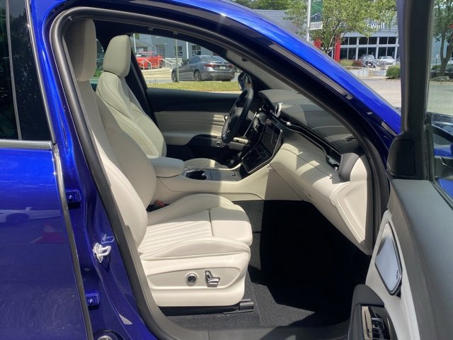 New 2024 Maserati Grecale GT image 37