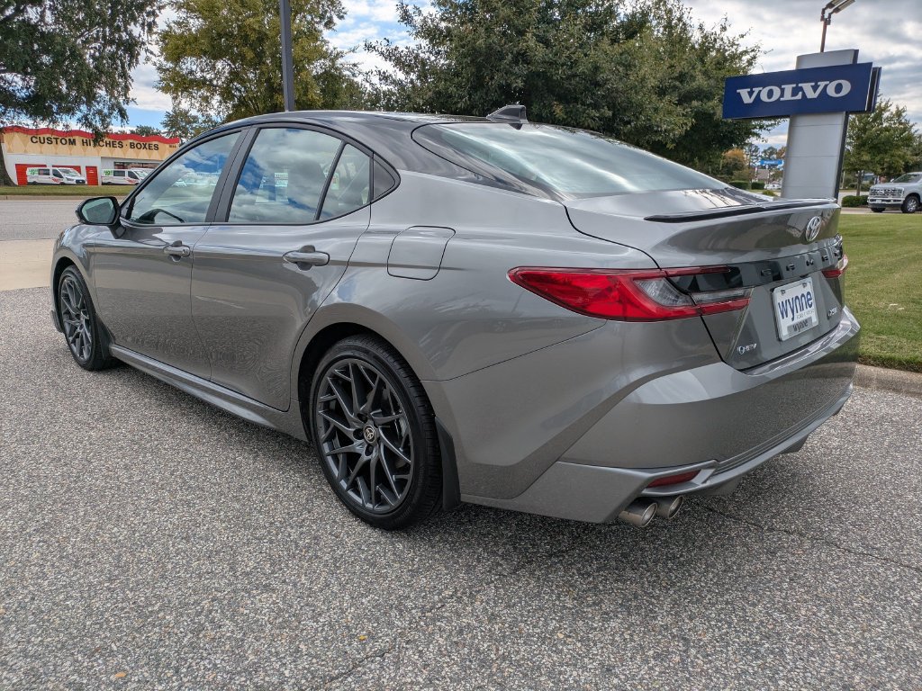 Used 2026 Toyota Camry XSE FWD image 4