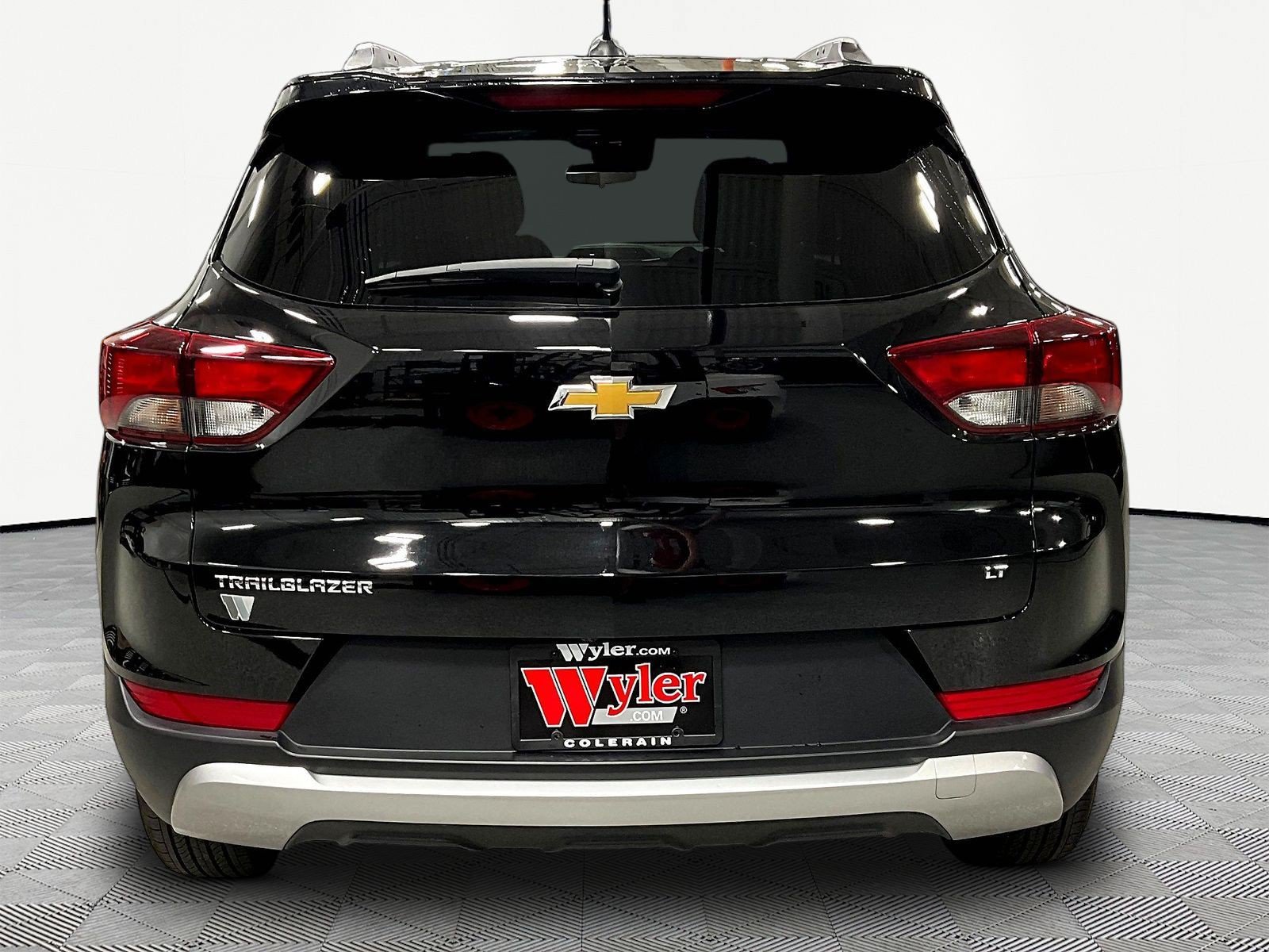 Used 2023 Chevrolet TrailBlazer LT FWD image 5