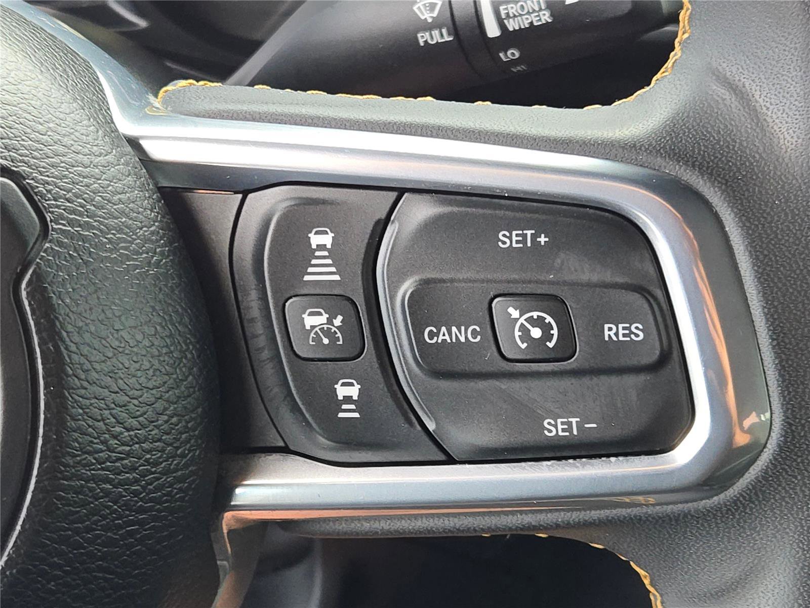 Used 2024 Jeep Wrangler Sahara image 32