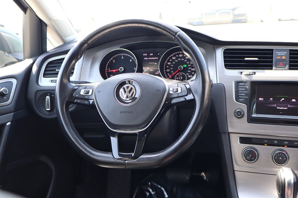 Used 2015 Volkswagen Golf TDI S FWD image 14