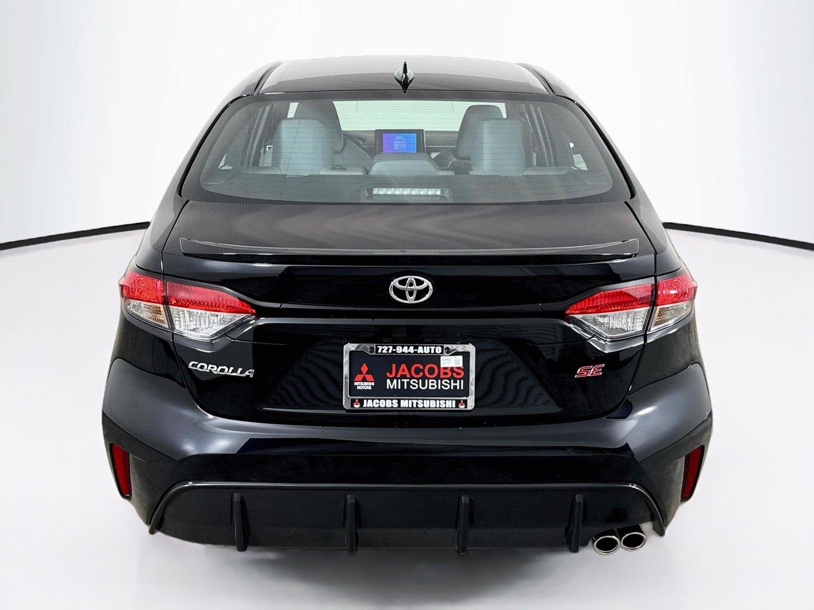Used 2026 Toyota Corolla SE FWD image 5