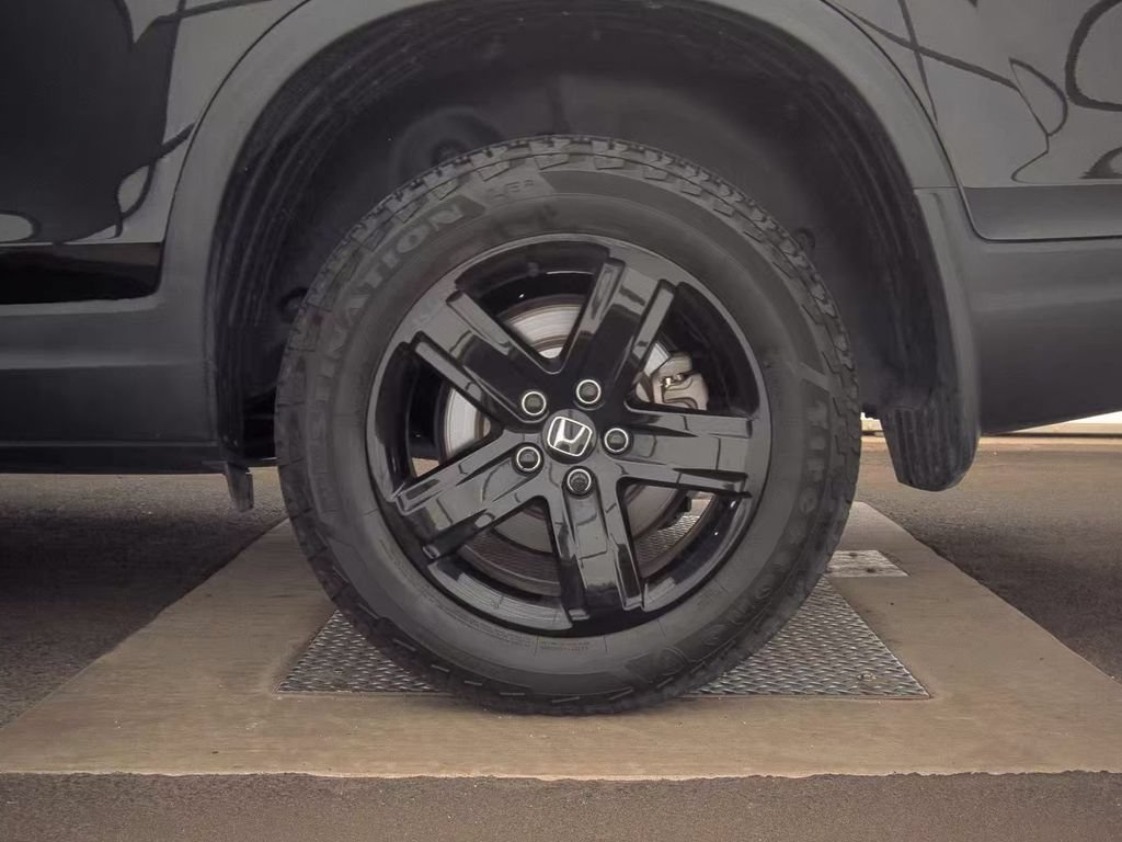 Used 2023 Honda Ridgeline Black Edition image 12