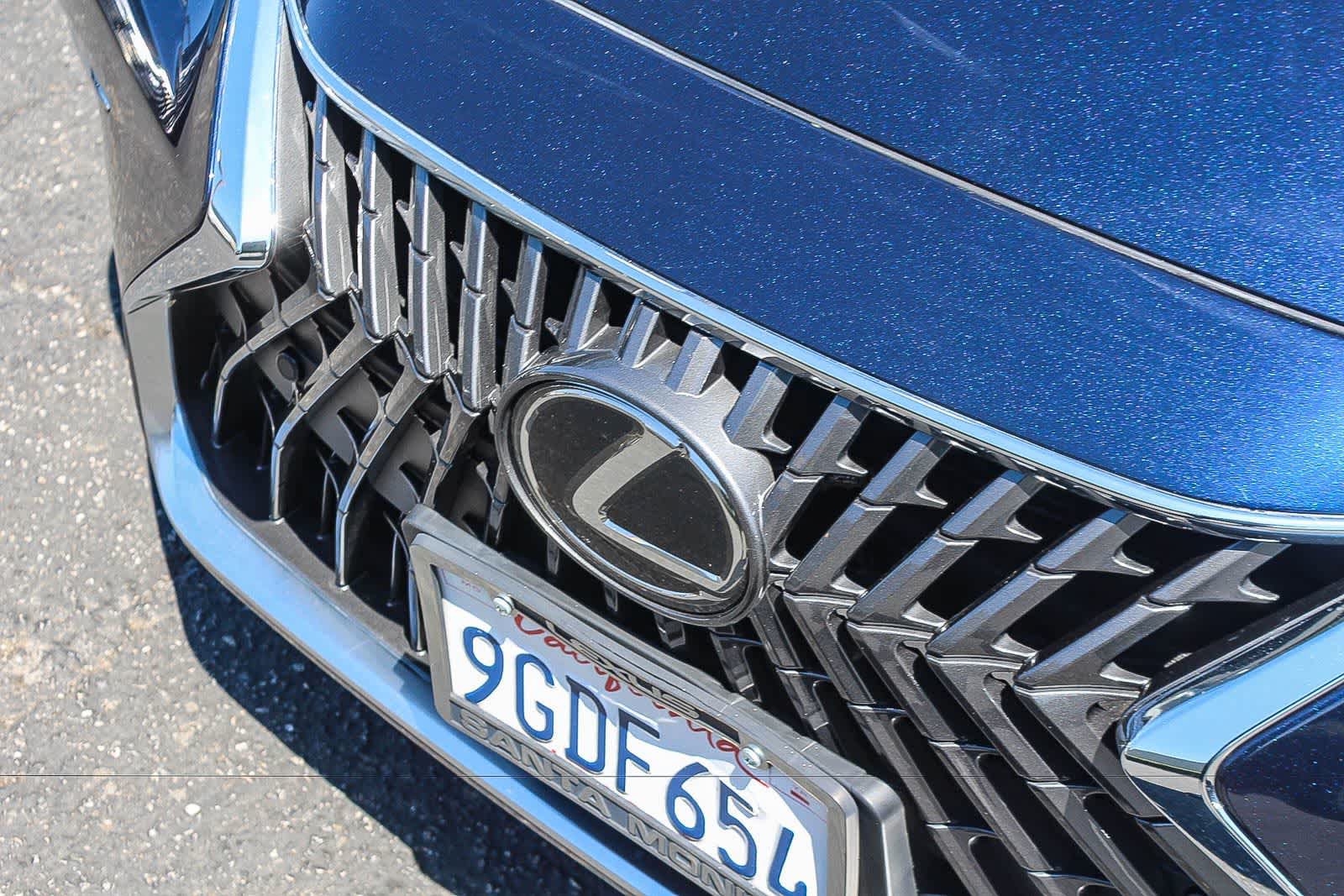 Used 2023 Lexus ES 300h w/ Premium Package FWD image 14