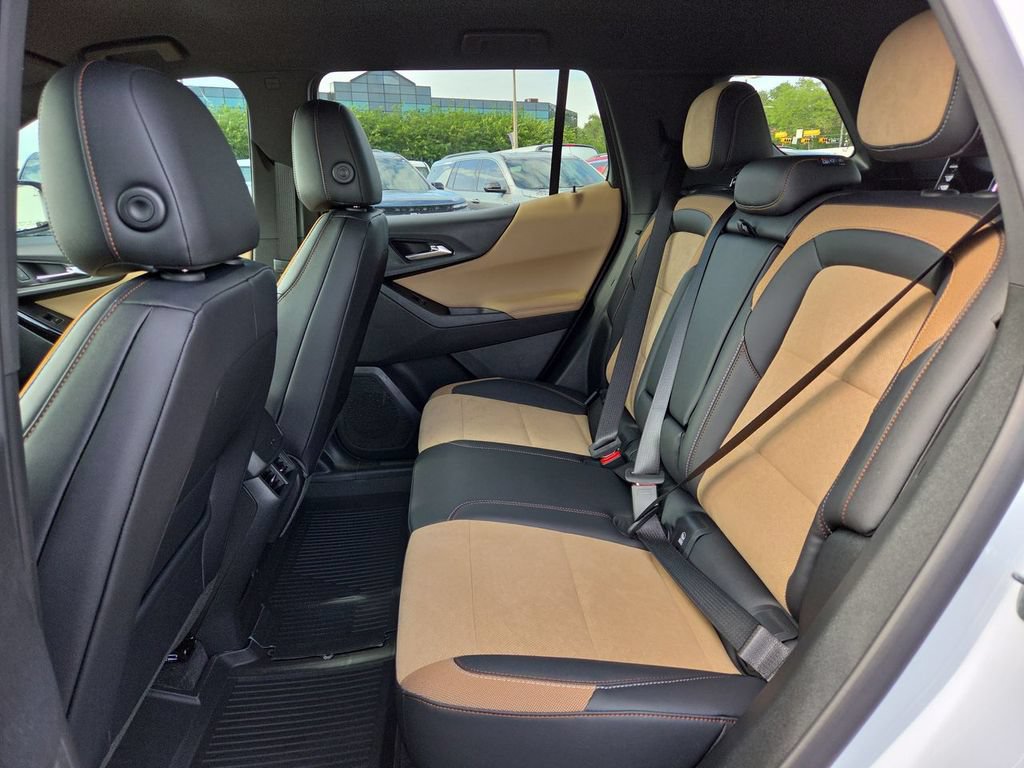 New 2026 Chevrolet Equinox ACTIV FWD image 16