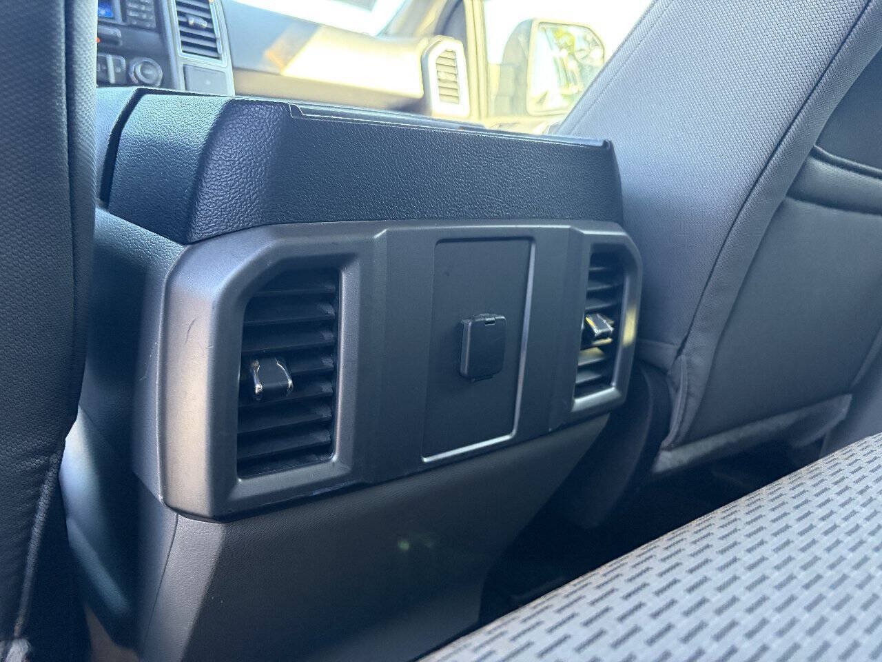 Used 2015 Ford F150 XLT w/ Equipment Group 301A Mid AWD/4WD image 29