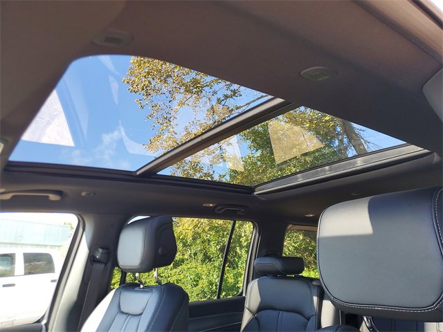 New 2025 Jeep Wagoneer Series II w/ Premium Group I image 19