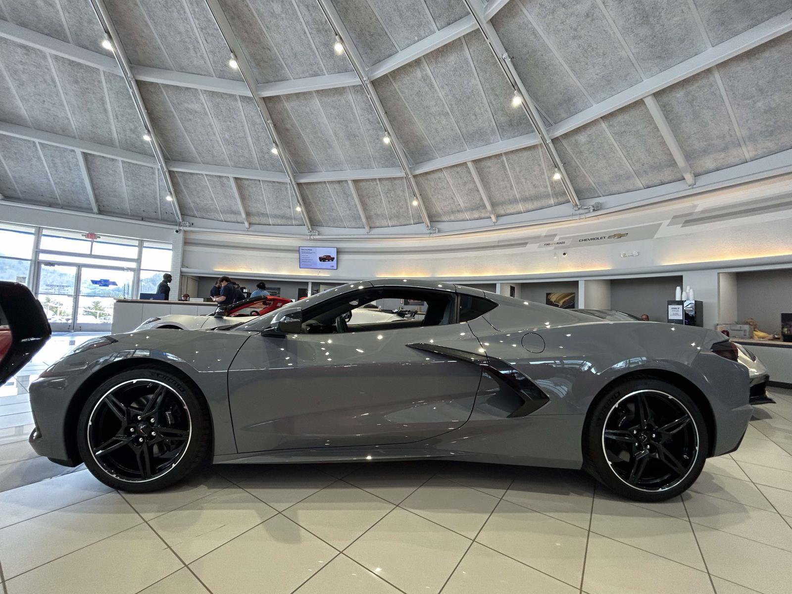 Used 2025 Chevrolet Corvette Stingray Premium Cpe w/ 3LT image 6