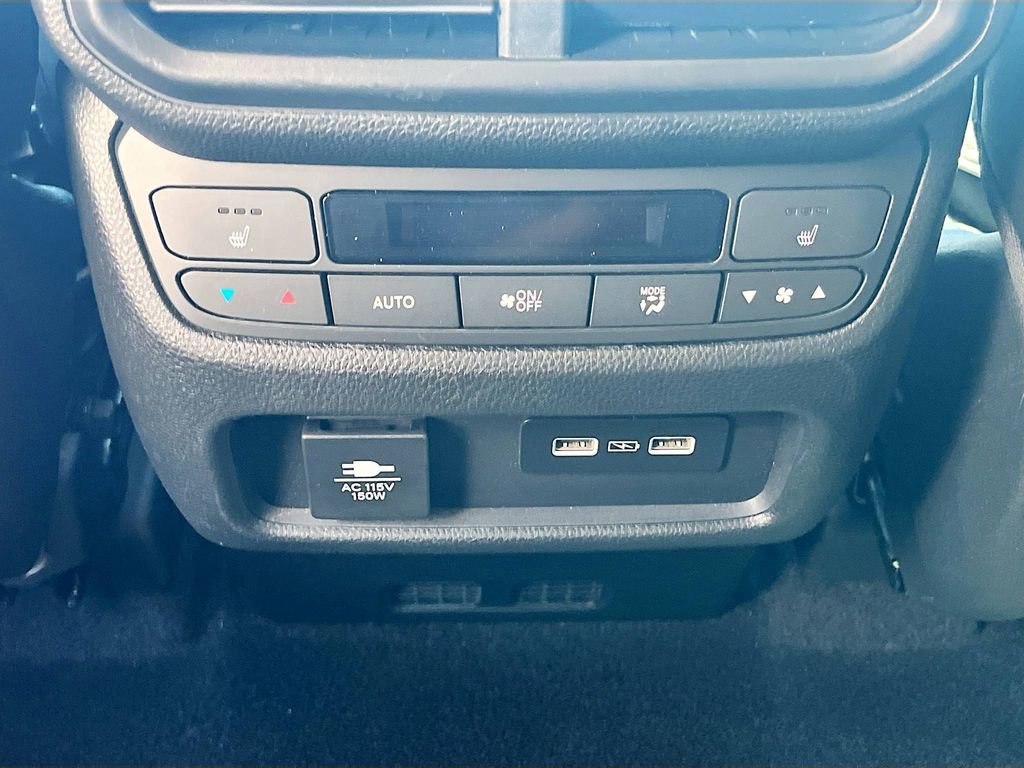 Used 2023 Honda Pilot Elite image 27