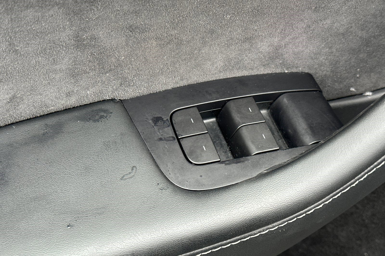 Used 2022 Tesla Model Y Performance image 13