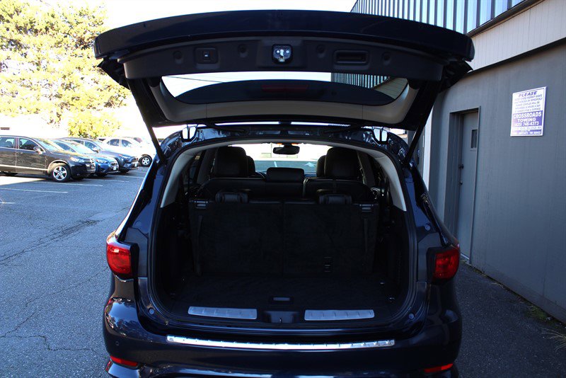 Used 2019 INFINITI QX60 Luxe w/ Essential Package image 28