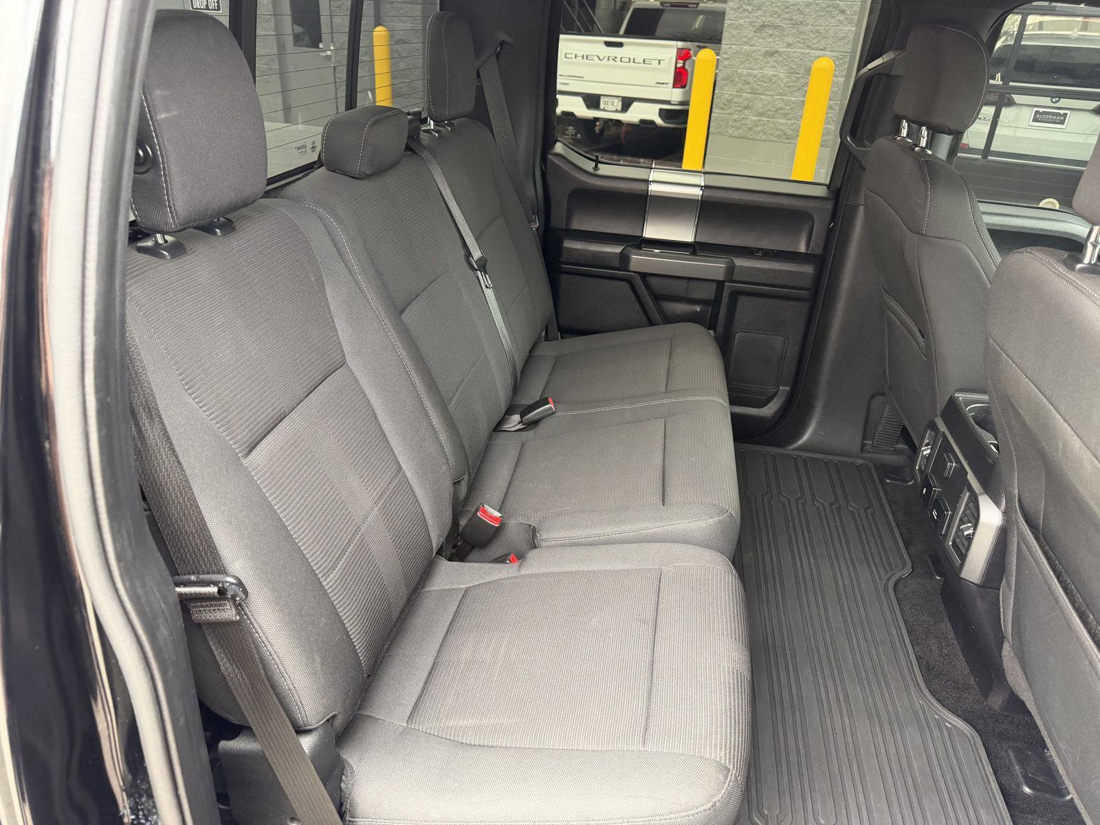 Used 2017 Ford F150 XLT w/ Equipment Group 302A Luxury AWD/4WD image 46