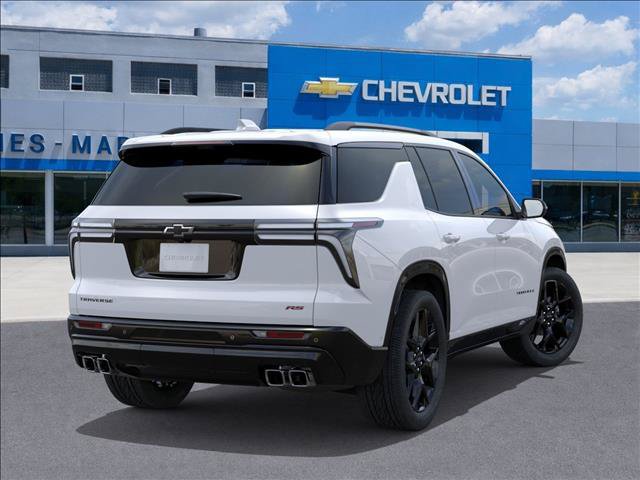 New 2026 Chevrolet Traverse RS w/ LPO, Floor Liner Package FWD image 4