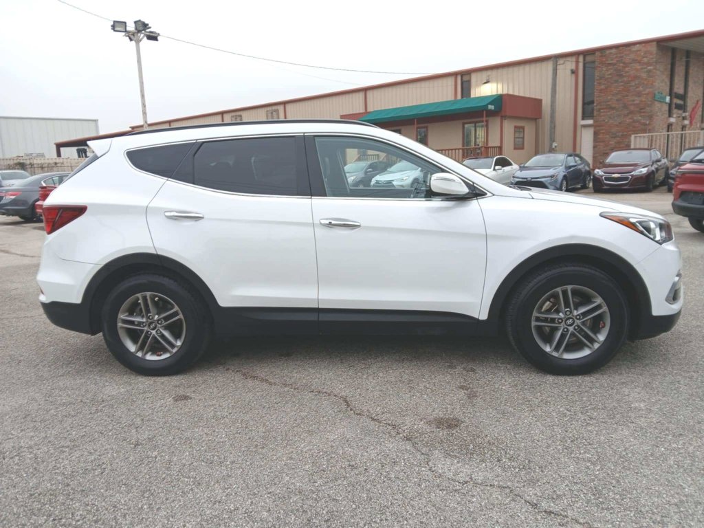 Used 2018 Hyundai Santa Fe Sport image 4