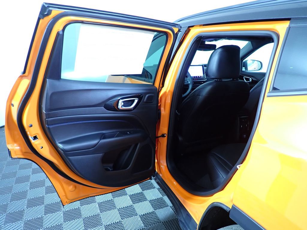 New 2026 Jeep Compass Limited w/ Sun, Sound & Navigation Group image 38