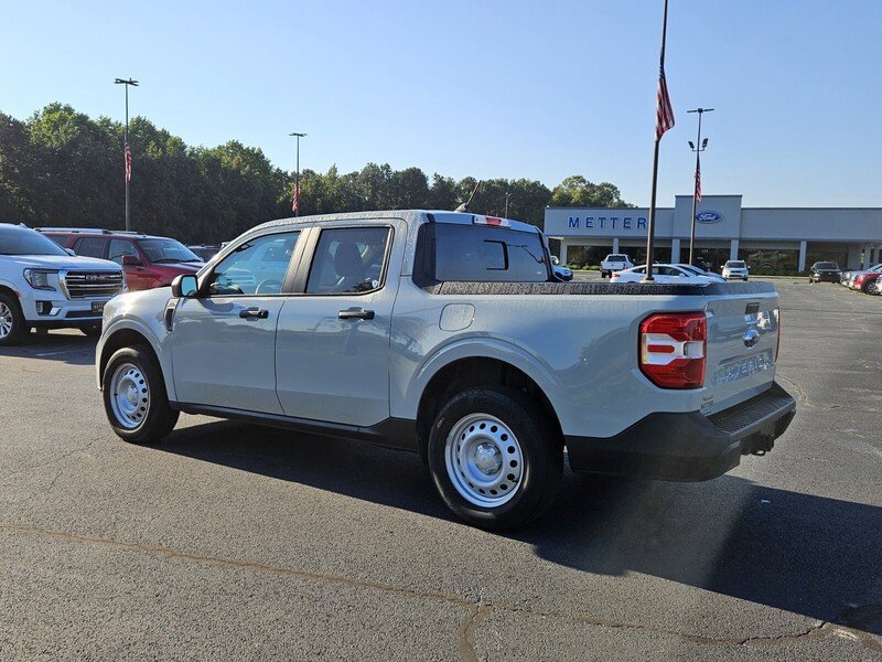 Used 2022 Ford Maverick XL FWD image 9