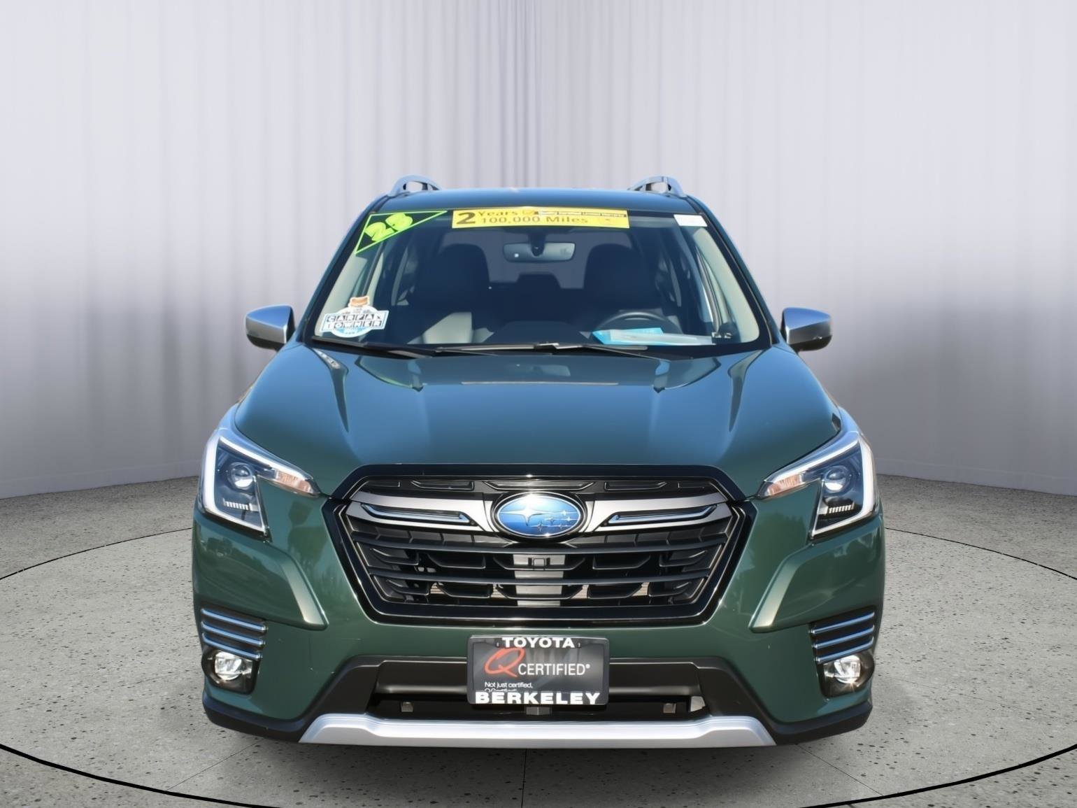 Used 2023 Subaru Forester Touring image 3