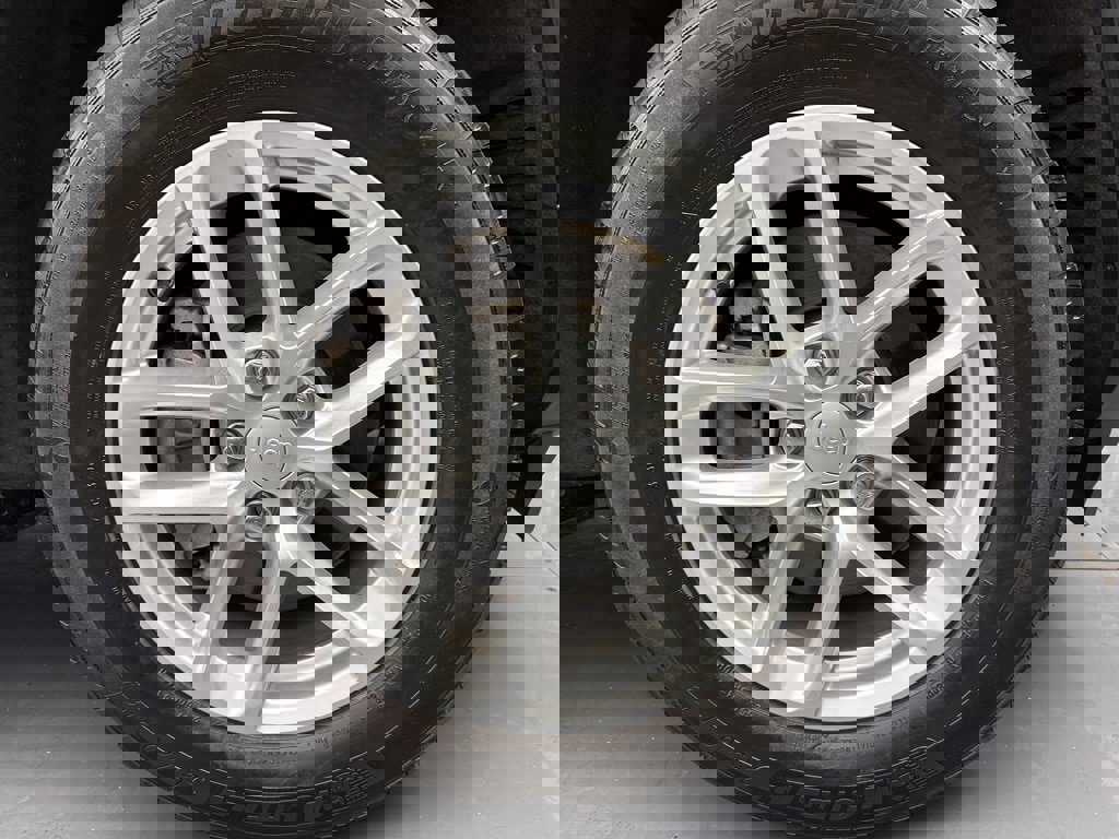 Used 2022 Jeep Grand Cherokee L Laredo w/ Luxury Tech Group I image 7