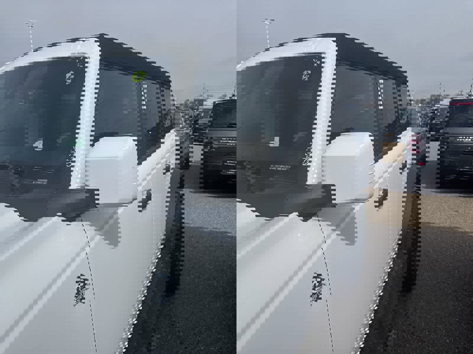 New 2026 Ford Bronco Outer Banks w/ Sasquatch Package image 24