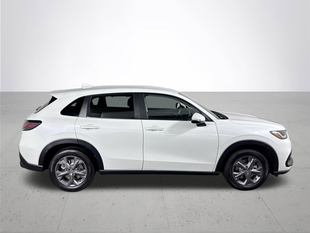 New 2026 Honda HR-V LX image 5