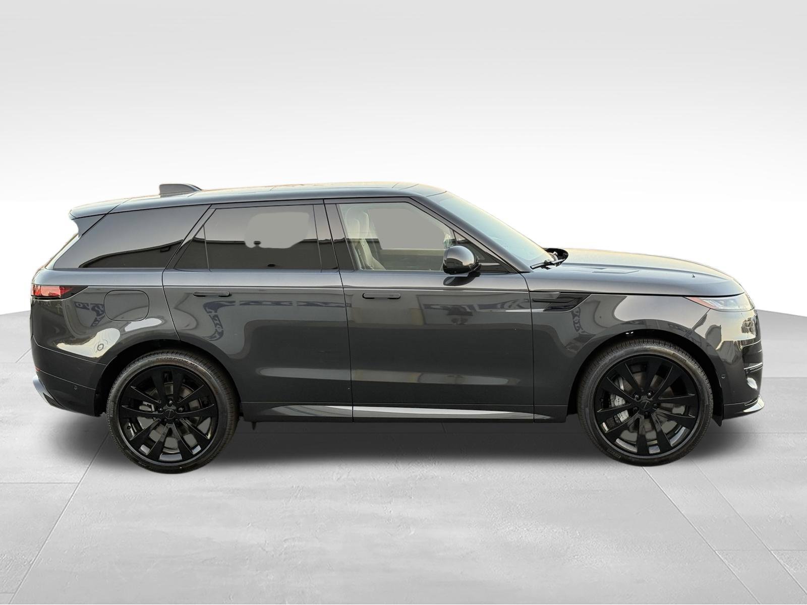 New 2026 Land Rover Range Rover Sport Dynamic SE AWD/4WD image 7