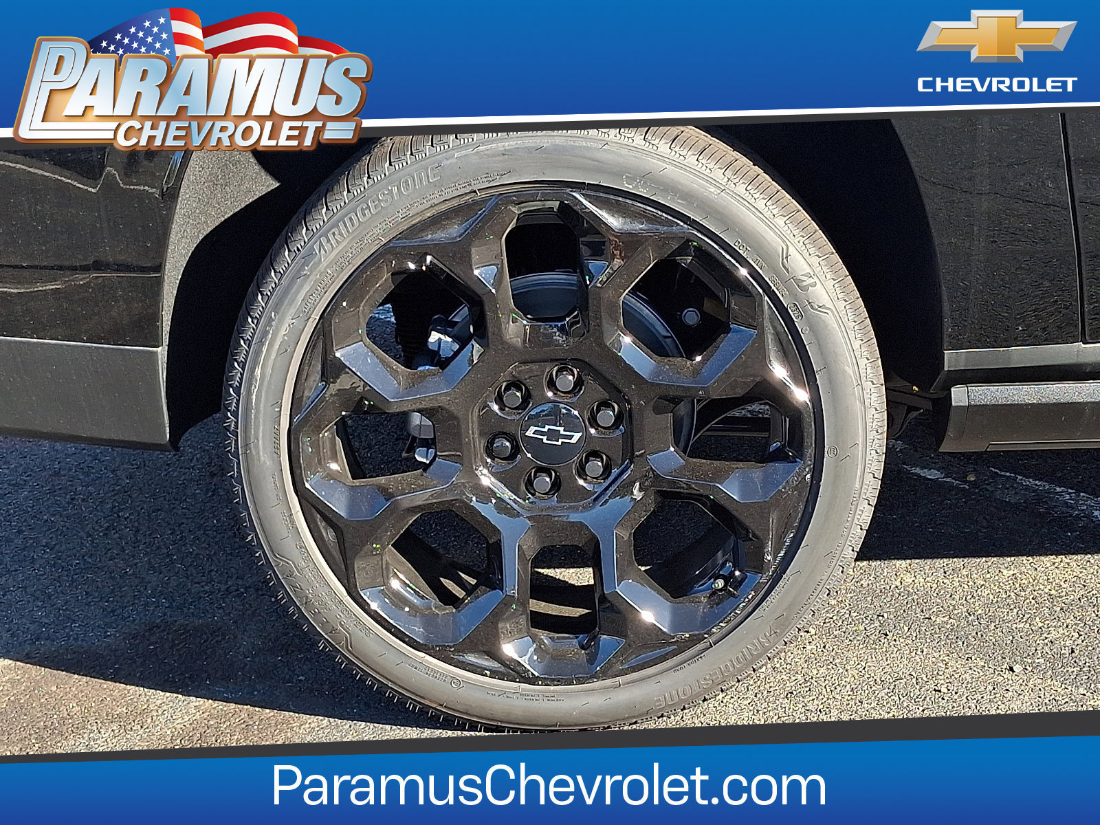 New 2026 Chevrolet Suburban High Country AWD/4WD image 5