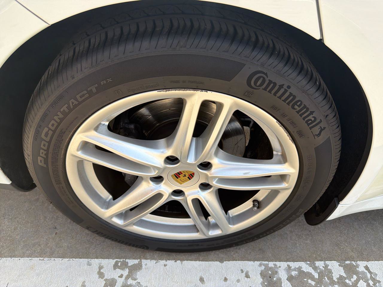 Used 2015 Porsche Panamera 4 AWD/4WD image 44