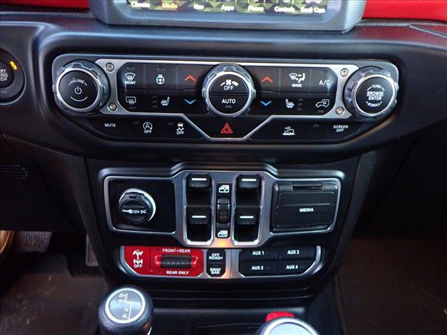 Used 2022 Jeep Wrangler Unlimited Rubicon w/ Xtreme Recon 35" Tire Package image 17