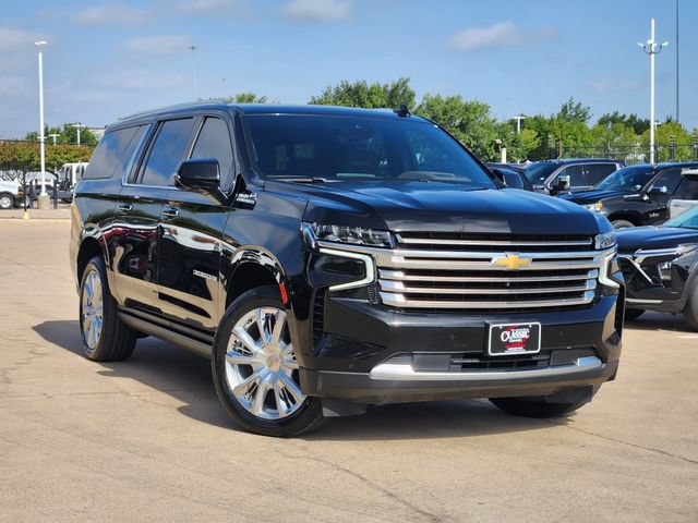 Used 2023 Chevrolet Suburban High Country w/ Max Trailering Package AWD/4WD image 2
