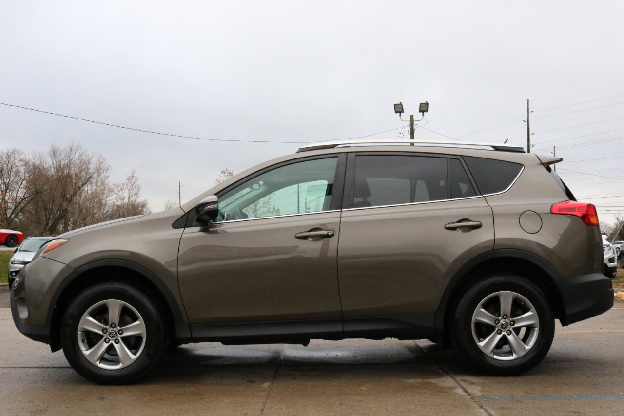 Used 2015 Toyota RAV4 XLE image 15