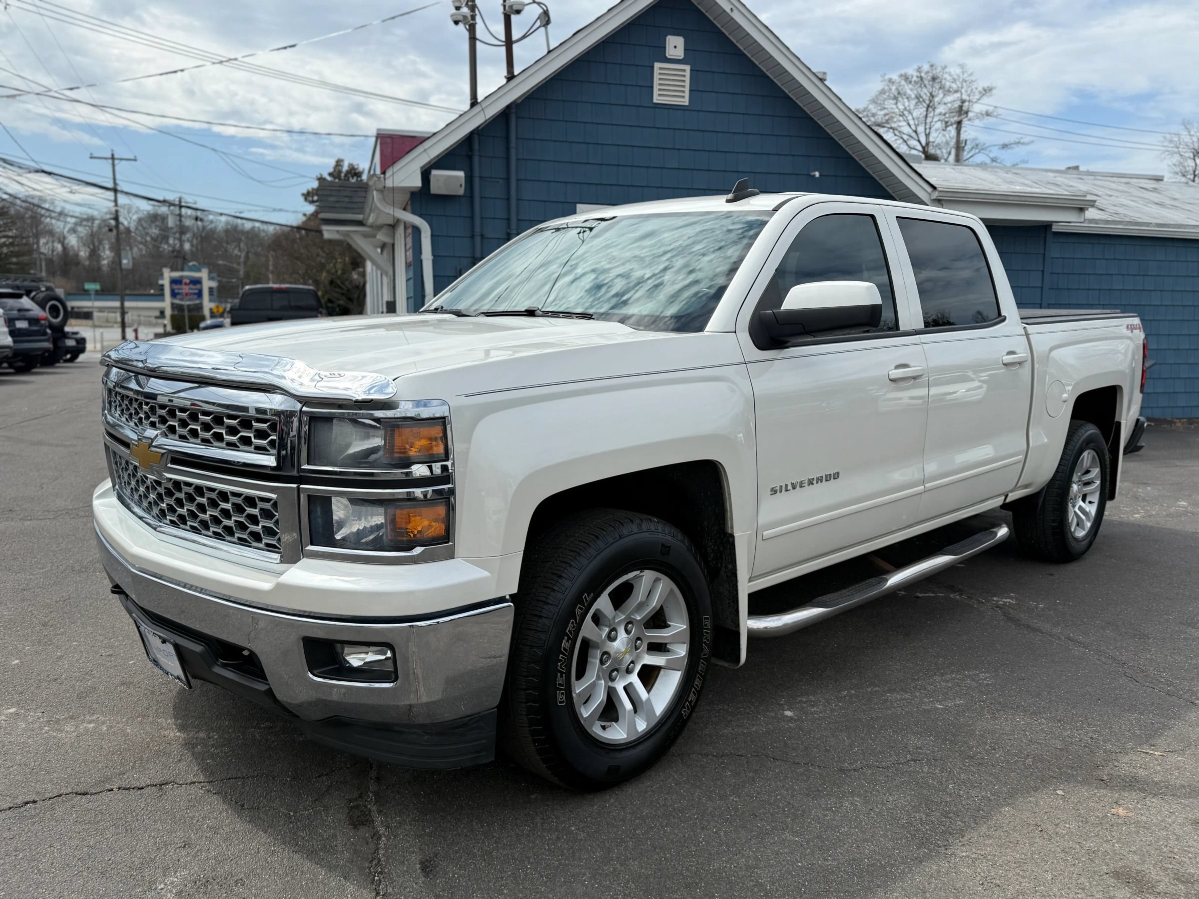 Used 2015 Chevrolet Silverado 1500 LT w/ All Star Edition AWD/4WD image 2