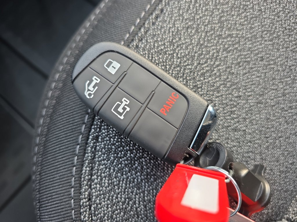 New 2026 RAM ProMaster 3500 w/ Convenience Group image 26