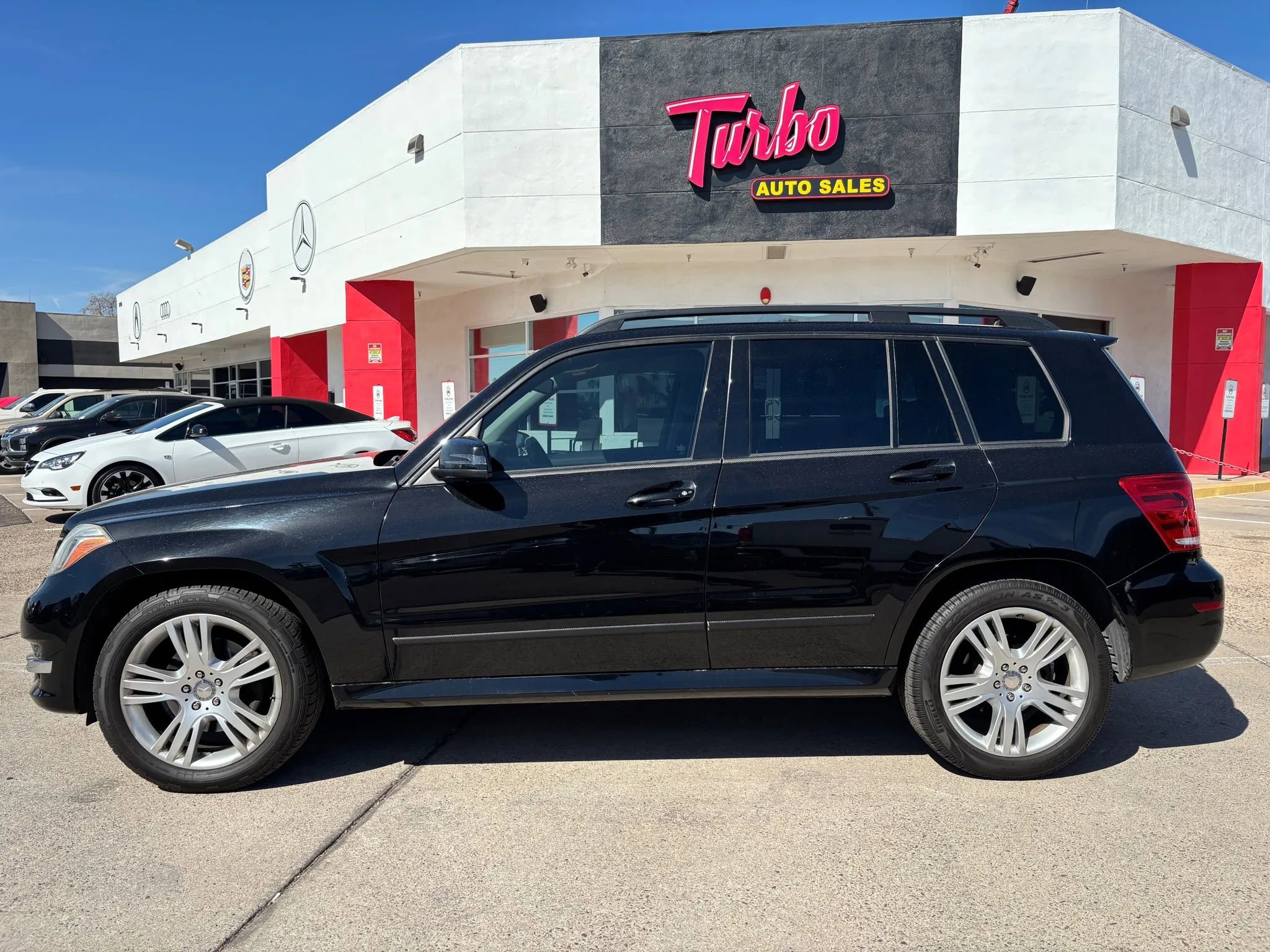 Used 2015 Mercedes-Benz GLK 350 GLK 350 Sport Utility 4D image 8