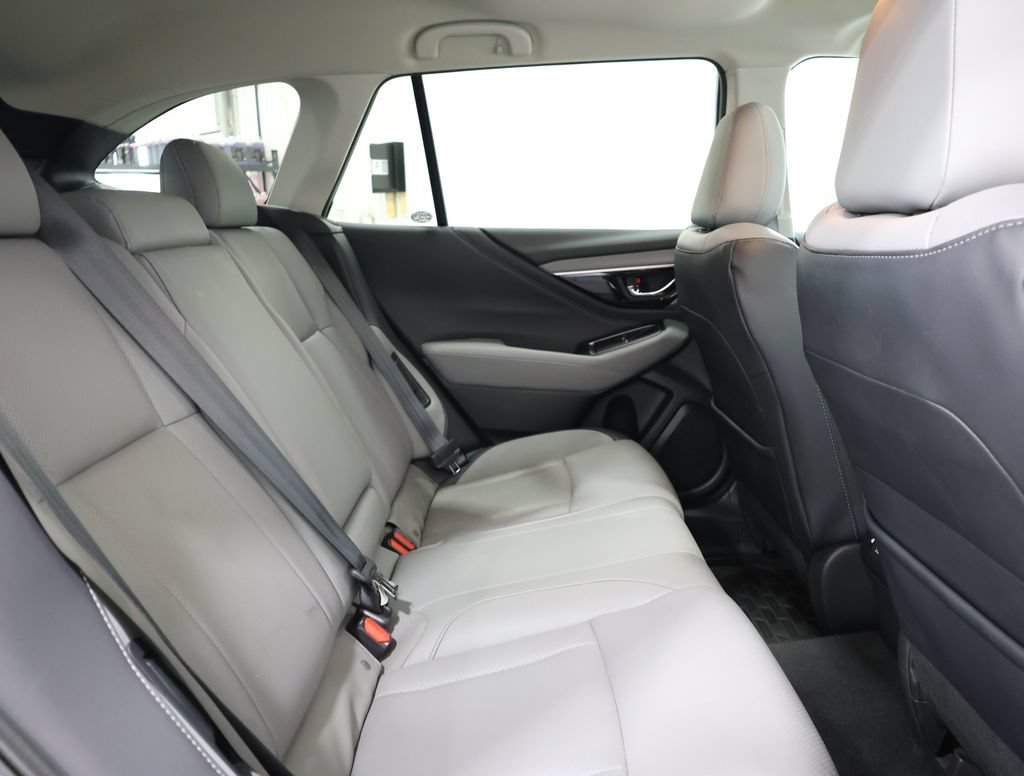 Used 2021 Subaru Outback Limited AWD/4WD image 24