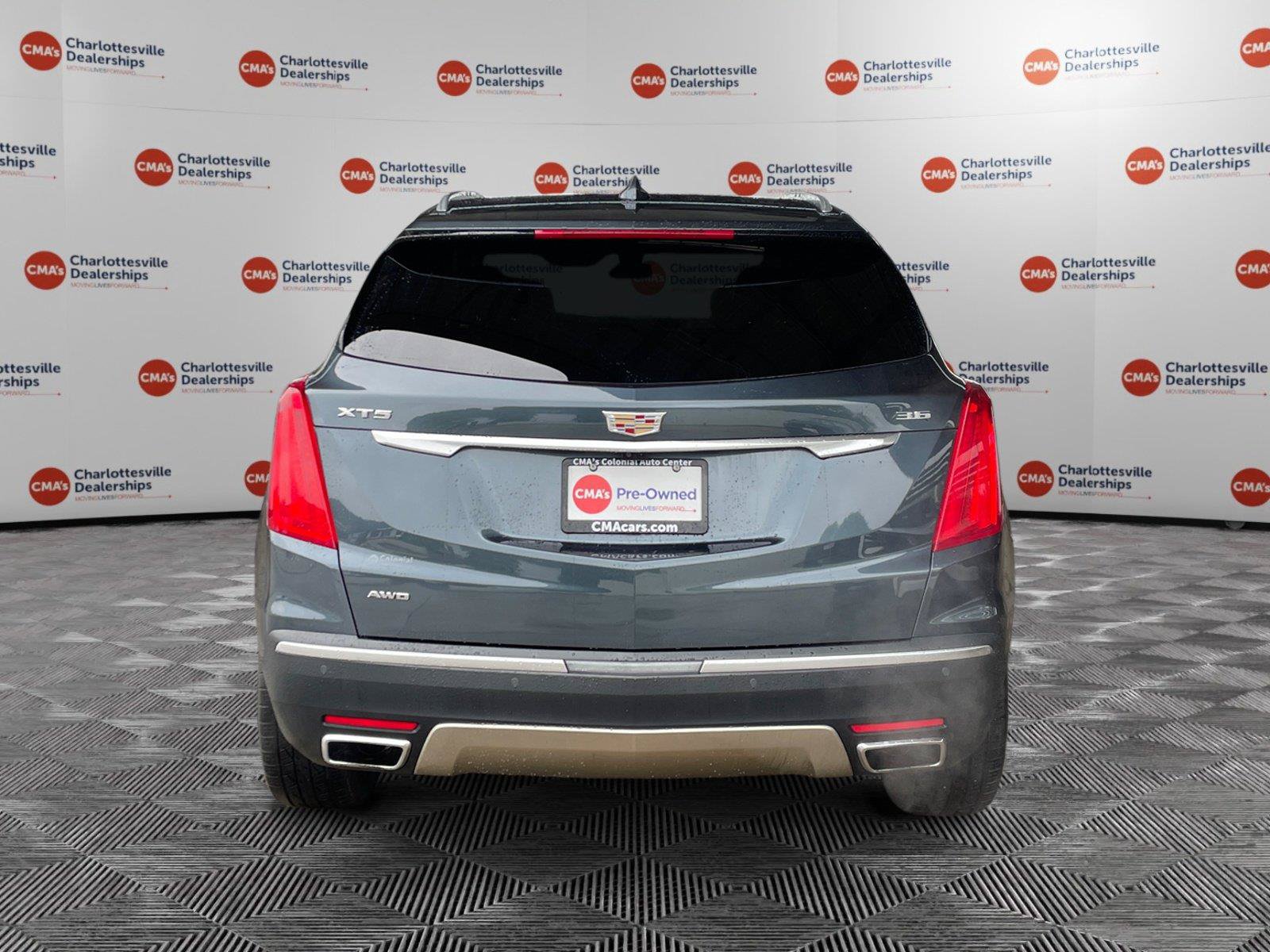 Used 2019 Cadillac XT5 Platinum AWD/4WD image 4