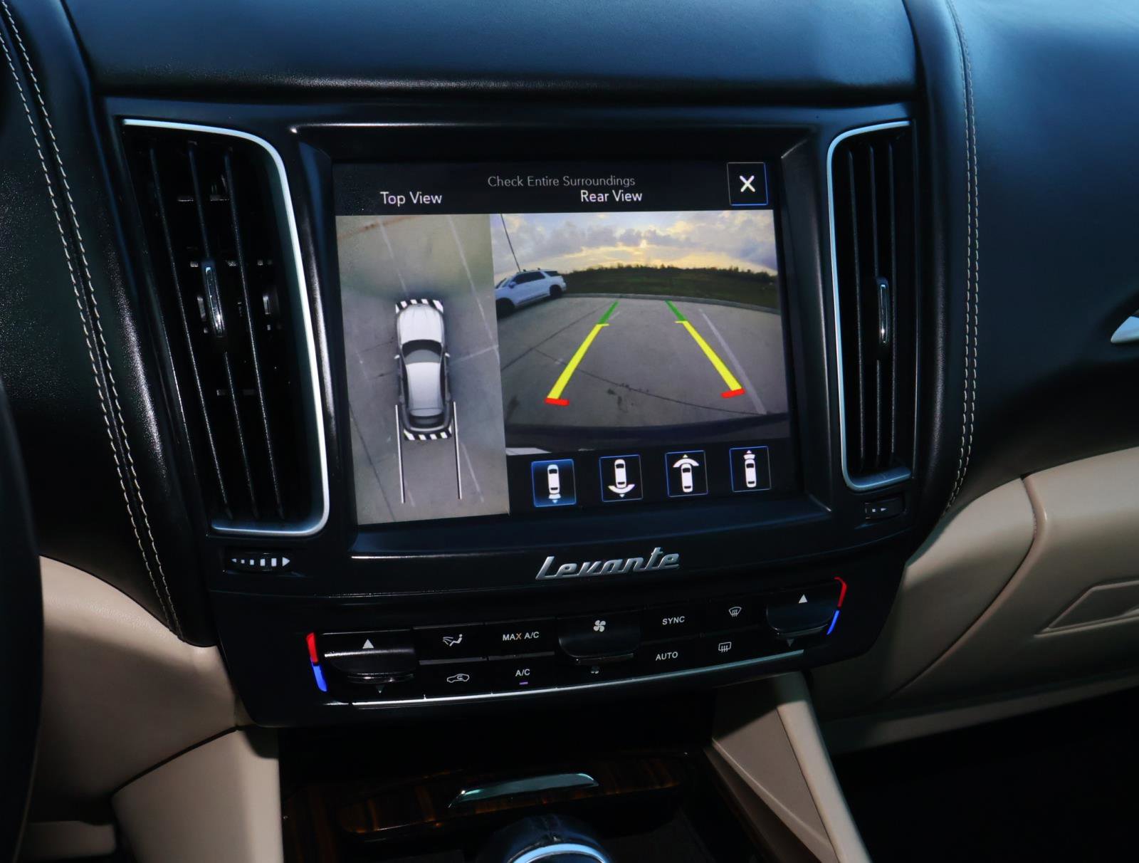 Used 2017 Maserati Levante image 26