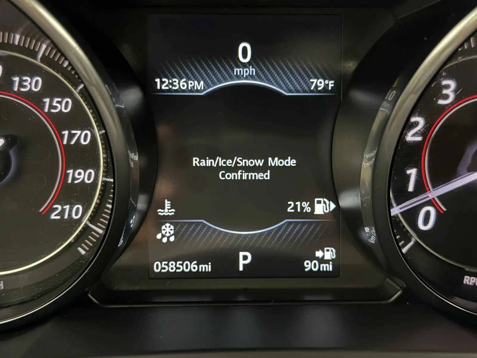 Used 2016 Jaguar F-TYPE R AWD/4WD image 14