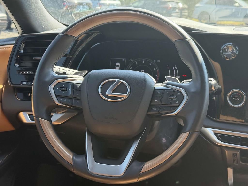 Used 2024 Lexus RX 350 Premium image 9