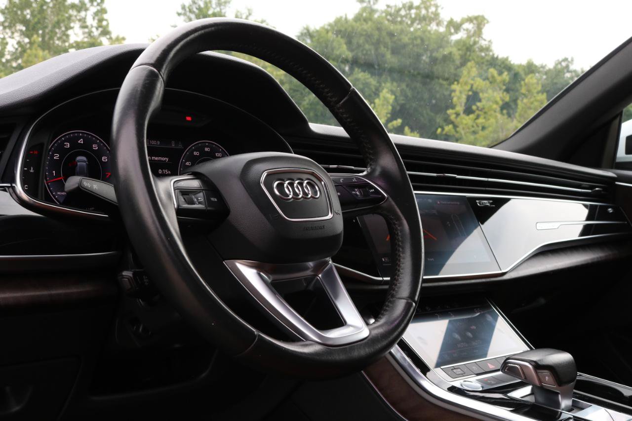 Used 2019 Audi Q8 Premium Plus w/ Premium Plus AWD/4WD image 26