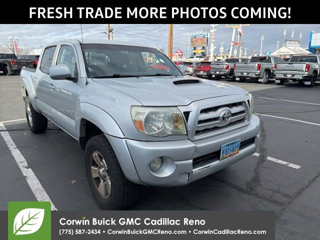 Used 2005 Toyota Tacoma 4x4 Double Cab image 2