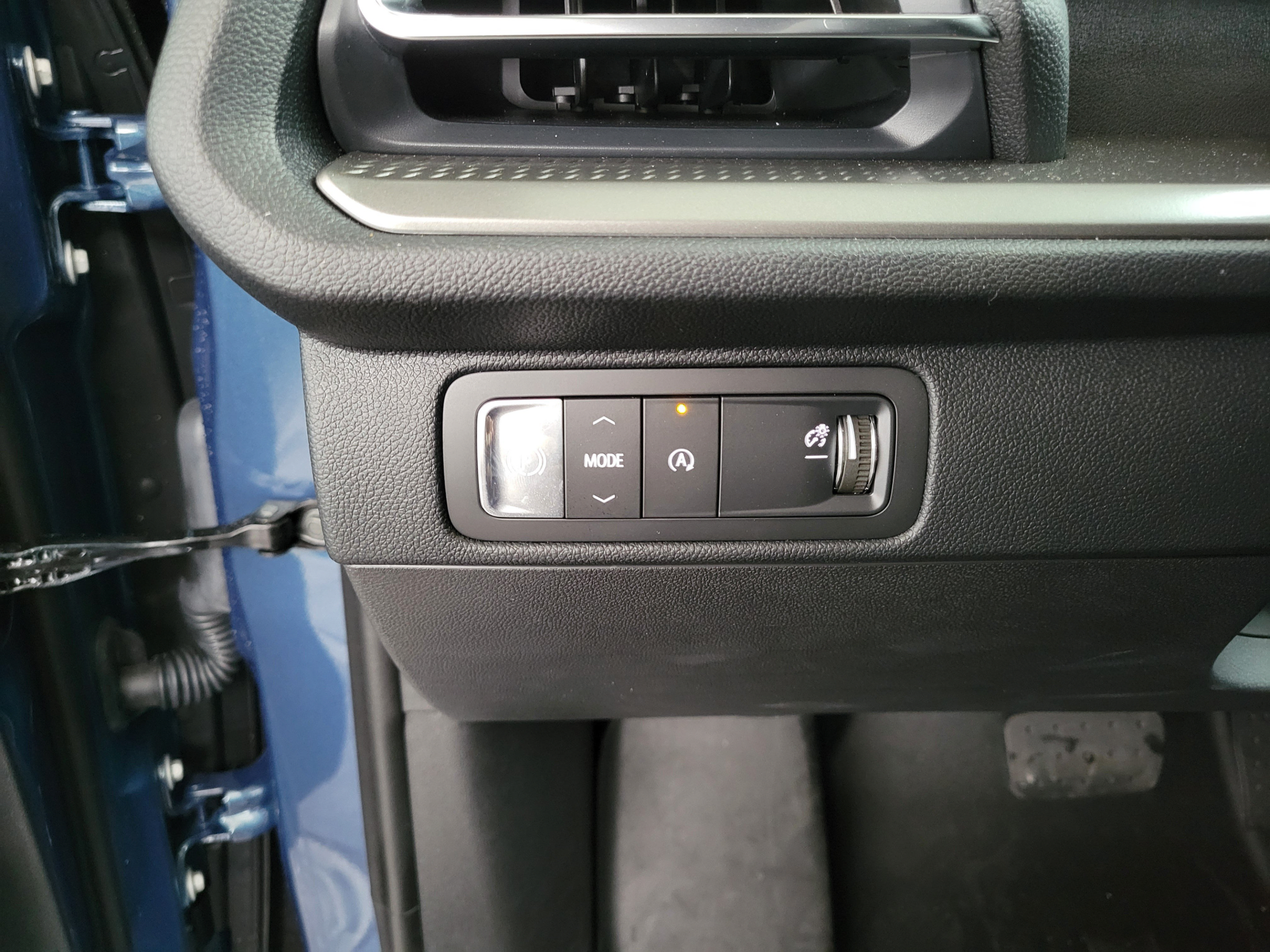 Used 2026 Chevrolet Traverse LT FWD image 24