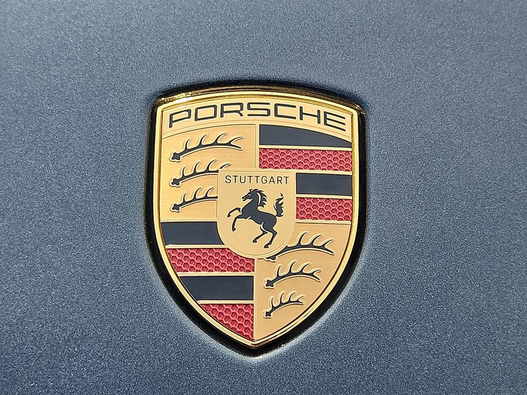 Certified 2025 Porsche Taycan image 31