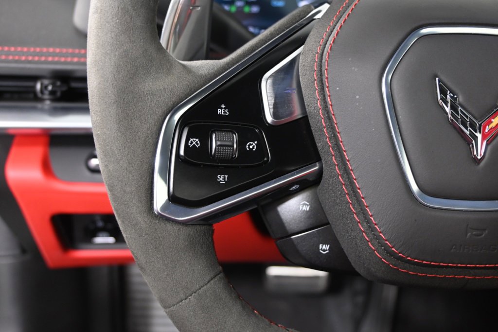 Used 2022 Chevrolet Corvette Stingray Premium Conv w/ Z51 Performance Package image 46