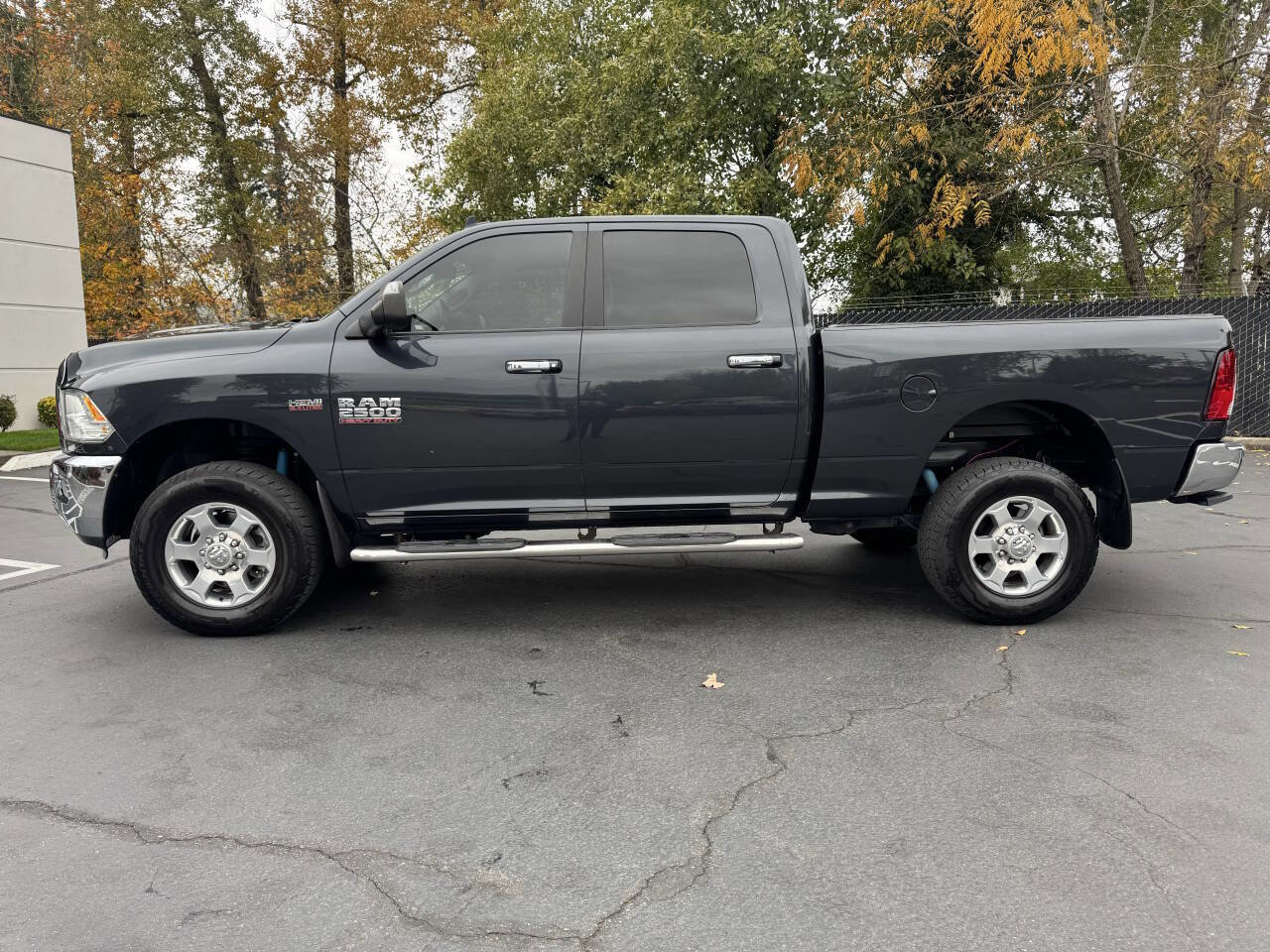 Used 2017 RAM 2500 Big Horn image 2