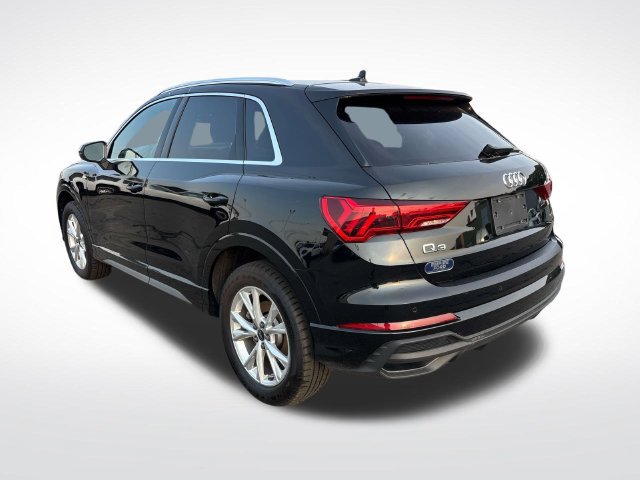 Used 2025 Audi Q3 2.0T Premium AWD/4WD image 3