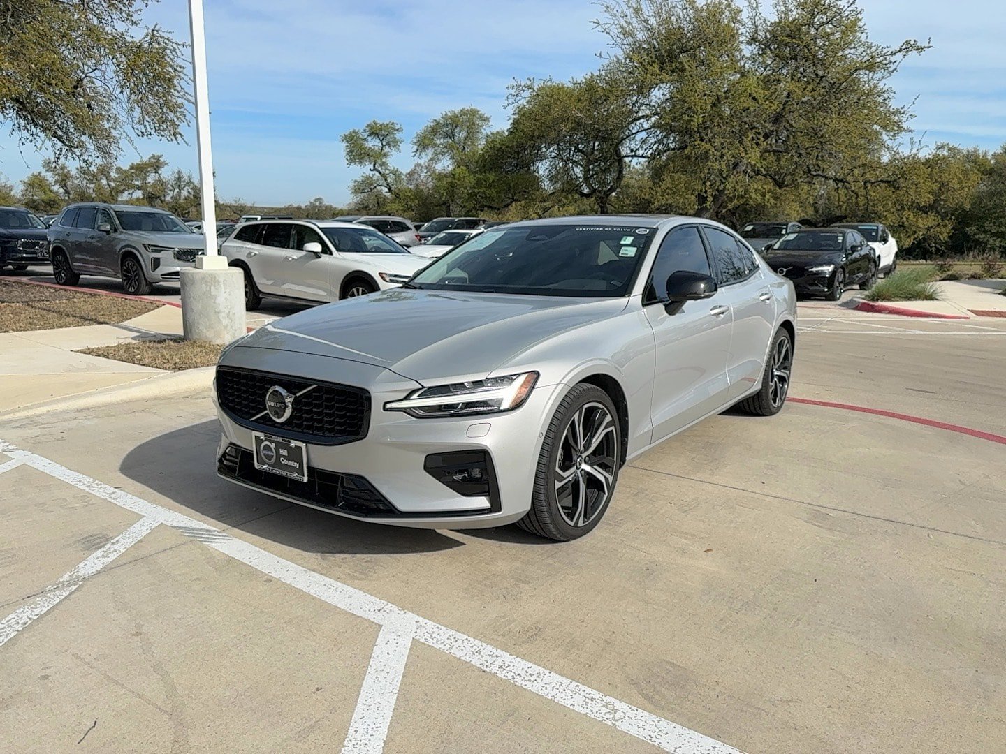 Certified 2024 Volvo S60 B5 Plus image 2